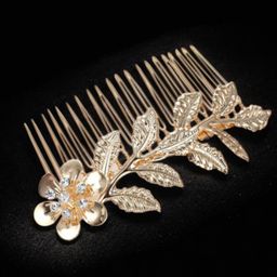 OOMPH Women Embellished Comb Pin-46