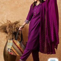 Sangria Geometric Printed Puff Sleeves Straight Kurta With Trouser & Dupatta-9