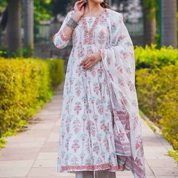 Mizaz Floral Printed Pure Cotton Anarkali Kurta With Trousers & Dupatta-44