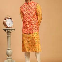VASTRAMAY Men Mustard Yellow Floral Printed Kurta with Pyjamas-picture-49