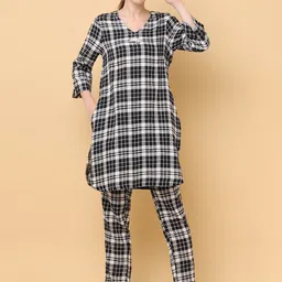aayusika Checked Pure Cotton Tunic With Trousers Co-Ords-image-44