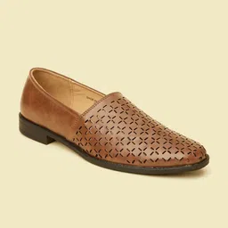 Manyavar Men Woven Design Mojaris-picture-5