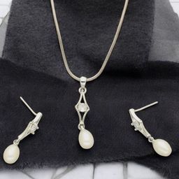 Sri Jagdamba Pearls Dealer Silver Plated CZ Stone Studded & Beaded Jewellery Set-image-64