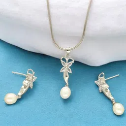 Sri Jagdamba Pearls Dealer Silver Plated CZ Stone Studded & Beaded Jewellery Set-47