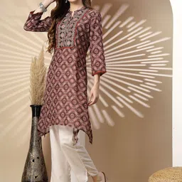 Nayam By Lakshita Floral Printed Mandarin Collar A-Line Kurta-image-60