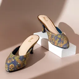 Inc 5 Embellished Pointed Toe Kitten Heeled Pumps-36
