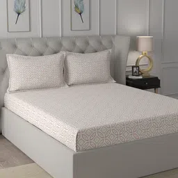In-House by maspar Off White & Red Printed Cotton 200 TC Queen Bedsheet & 2 Pillow Covers-14