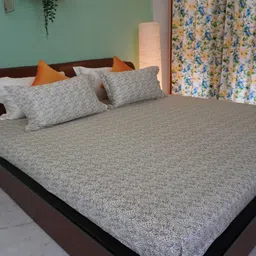 TARA- Sparkling Homes Yellow & Blue Printed 250 TC King Bedsheet With 2 Pillow Covers-image-50