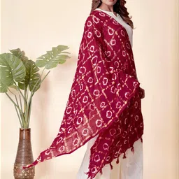 EBADAT Printed Red Cotton Dupatta image 2