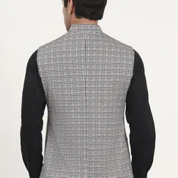 JB STUDIO Men Checked Tailored Jacket image 4