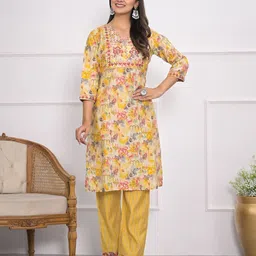 ODETTE Women Floral Embroidered Regular Kurta with Trousers-40
