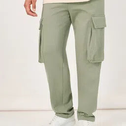 Styli Men Relaxed-Fit Oversized Track Pant With Baggy Cargo Pockets-image-85
