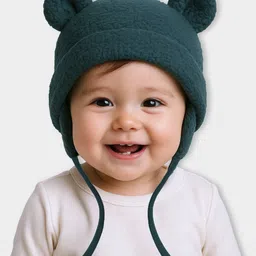 MiArcus Kids Green Solid Knitted Pom Pom Cap-image-1