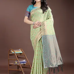 DIVASTRI Woven Design Saree With Blouse Piece-image-81