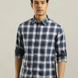 Indian Terrain Chiseled Tartan Checked Spread Collar Pure Cotton Slim Fit Casual Shirt-image-78