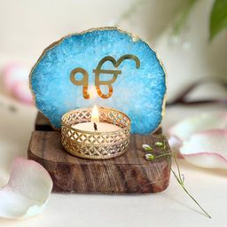 HOMEARTE Turquoise Blue Agate Ik Onkar Tea Light Candle Holder-image-91