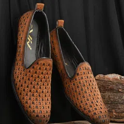 VIV Men Textured Suede Laser Cuts Loafers-5