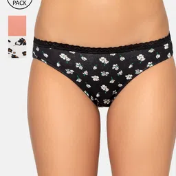 Triumph Women Pack Of 3 Assorted Hipster Briefs
vendorArticleNumber
M000628 K9-picture-18