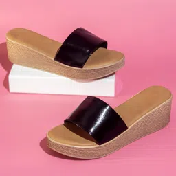 Inc 5 Textured Work Wedge Heels-15