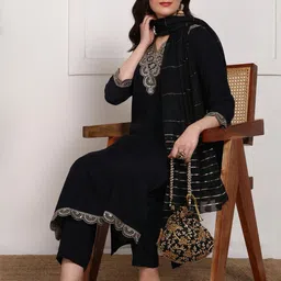 NEW ETHNIC 4 YOU Embroidered Silk Blend Kurta Sets-image-80