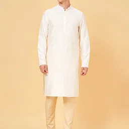 indus route by Pantaloons Men Keyhole Neck Flared Sleeves Thread Work Kurta-picture-21