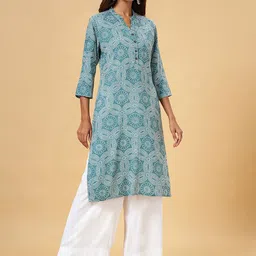 RANGMANCH BY PANTALOONS Floral Printed Mandarin Collar Straight Kurta-58