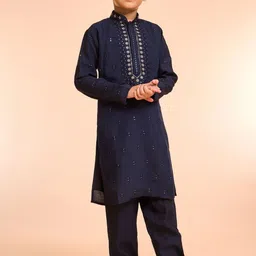 Manyavar Boys Floral Embroidered Beads And Stones Mandarin Collar Kurta With Pyjamas-image-47