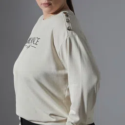 VERO MODA CURVE Women Typography Printed Sweatshirt-image-62