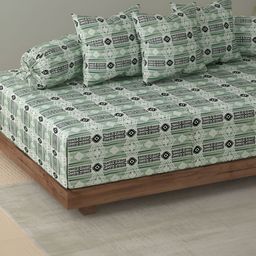 SWAYAM Green & White Printed Diwan Set image 2