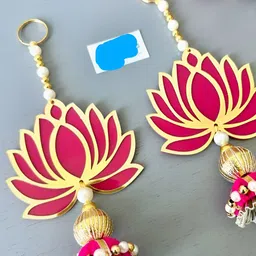 Nutts 2-Pcs Pink & Yellow Wooden Lotus Hanging Festive Decor-image-80