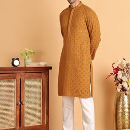 Jompers Men Floral Embroidered Regular Sequinned Kurta with Pyjamas-32