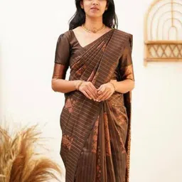SHOP DROP Floral Silk Blend Mysore Silk Saree-image-6