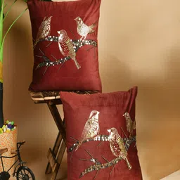 SHADES of LIFE Maroon & Gold-Toned Set of 2 Embellished Velvet Rectangle Cushion Covers-39