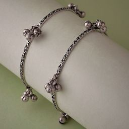 ATIBELLE Set Of 2 Silver-Plated Stone Studded Ghunghroo Bangles-14