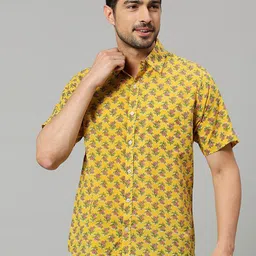 RAJUBHAI HARGOVINDAS Relaxed Floral Printed Cotton Casual Shirt-image-38