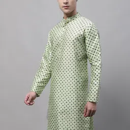 Jompers Men Ethnic Motif Printed Silk Cotton Kurta-10
