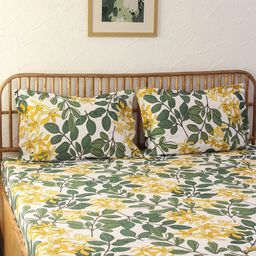 House This White & Green Floral  cotton 180 TC King Bedsheet with 2 Pillow Covers-image-93
