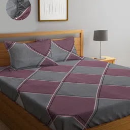 KLOTTHE Geometric Printed 300 TC Fitted King Bedsheet with 2 Pillow Covers-image-58
