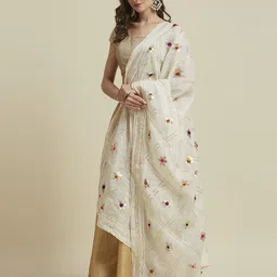 Dupatta Bazaar Embroidered Dupatta with Gotta Patti image 3