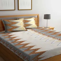 KLOTTHE Cream-Colored & Grey Geometric Printed 300 TC King Bedsheet With 2 Pillow Covers-7