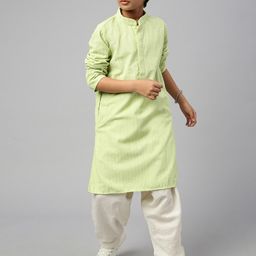 Sangria Boys Green Ethnic Motifs Embroidered Chikankari Mandarin Collar Pure Cotton Kurtas-12