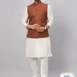 VASTRAMAY Men Band Collar Regular Kurta With Churidar & Nehru Jacket-57