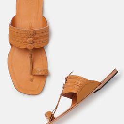 House of Pataudi Men Textured Ethnic Comfort One Toe Style Sandals-picture-39