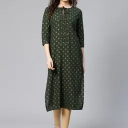 Meeranshi Women Green & Golden Printed Straight Kurta-20