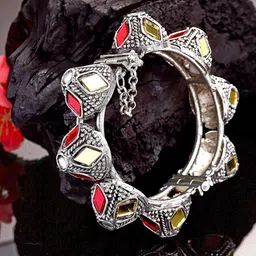 Moedbuille Women Silver-Toned & Red Brass Crystals Mirror Silver-Plated Cuff Bracelet-picture-0