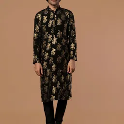 Masaba Men Black Crepe Kurta-31