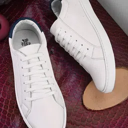 Roadster Men White &Navy Blue Lightweight Comfort Insole Basics Sneakers-image-6