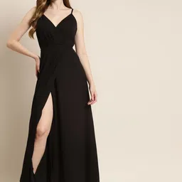 Qurvii Black Solid Crepe Maxi Dress-image-28