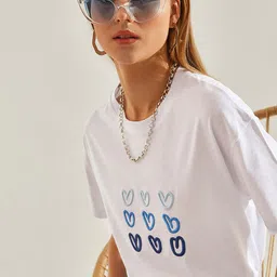 BIANCO LUCCI Self Design Round Neck Drop-Shoulder Sleeves Regular- Fit T-shirt-image-3