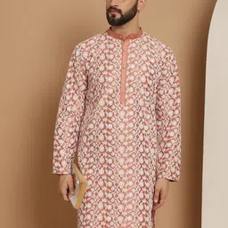 Anouk Peach-Coloured Floral Embroidered Thread Work Detailed Silk Cotton Straight Kurta-picture-28